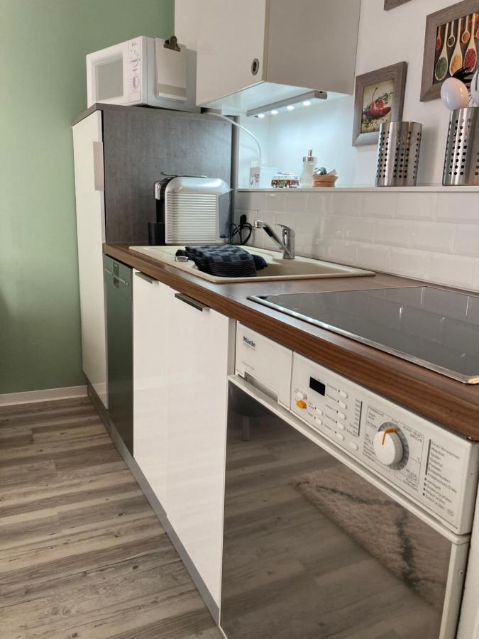 Living At Saarpartments - Adultsonly - Business & Holiday Homes With Kitchen For Long- And Short Term Stay, 3 Min To St Johanner Markt And Points Of Interest ซาร์บรึคเคน ภายนอก รูปภาพ