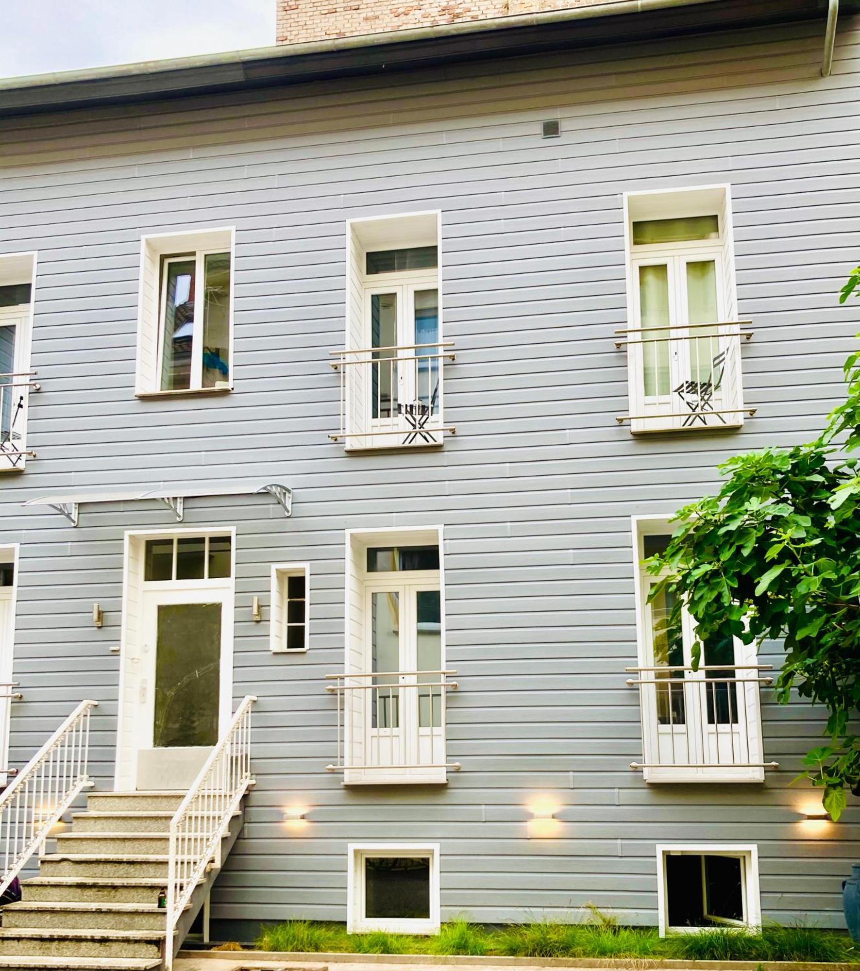Living At Saarpartments - Adultsonly - Business & Holiday Homes With Kitchen For Long- And Short Term Stay, 3 Min To St Johanner Markt And Points Of Interest ซาร์บรึคเคน ภายนอก รูปภาพ